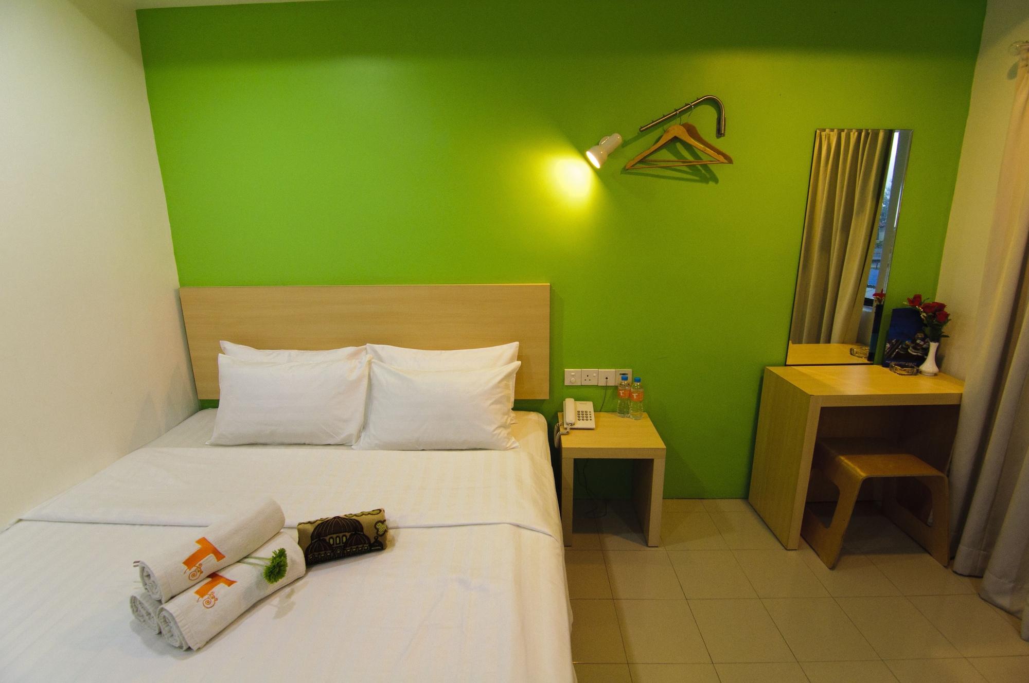 T Hotel Kuala Perlis Bagian luar foto
