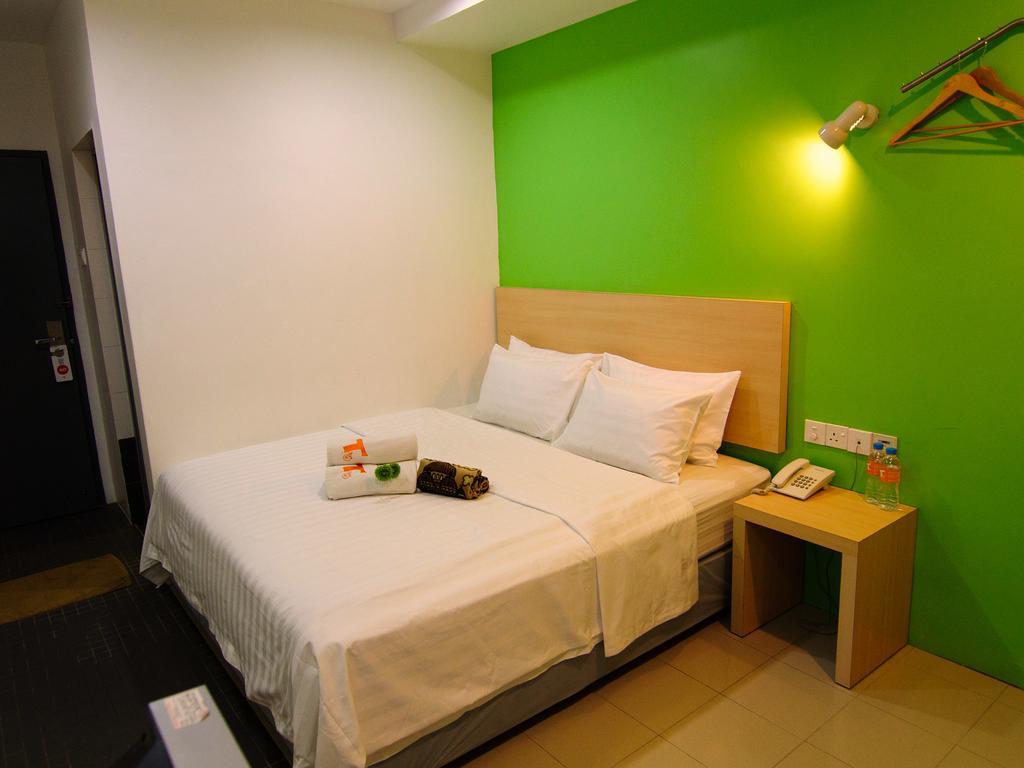 T Hotel Kuala Perlis Bagian luar foto