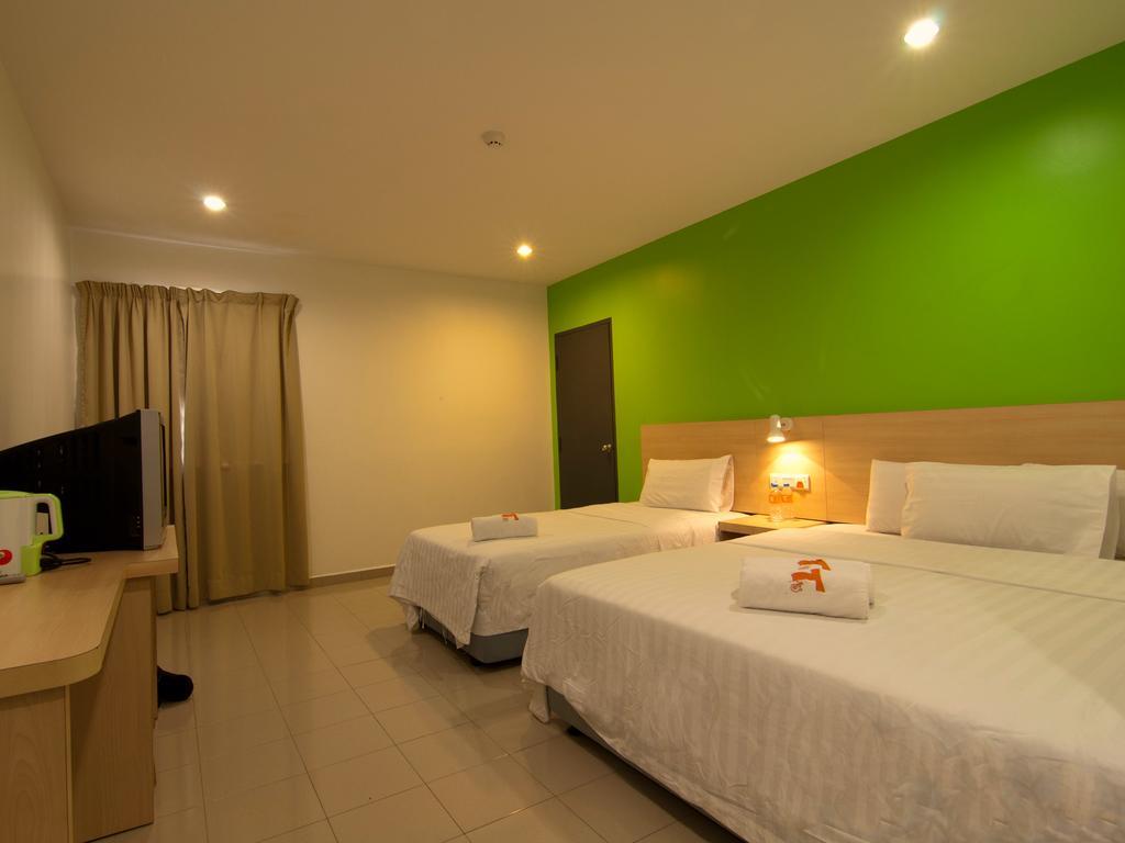 T Hotel Kuala Perlis Bagian luar foto