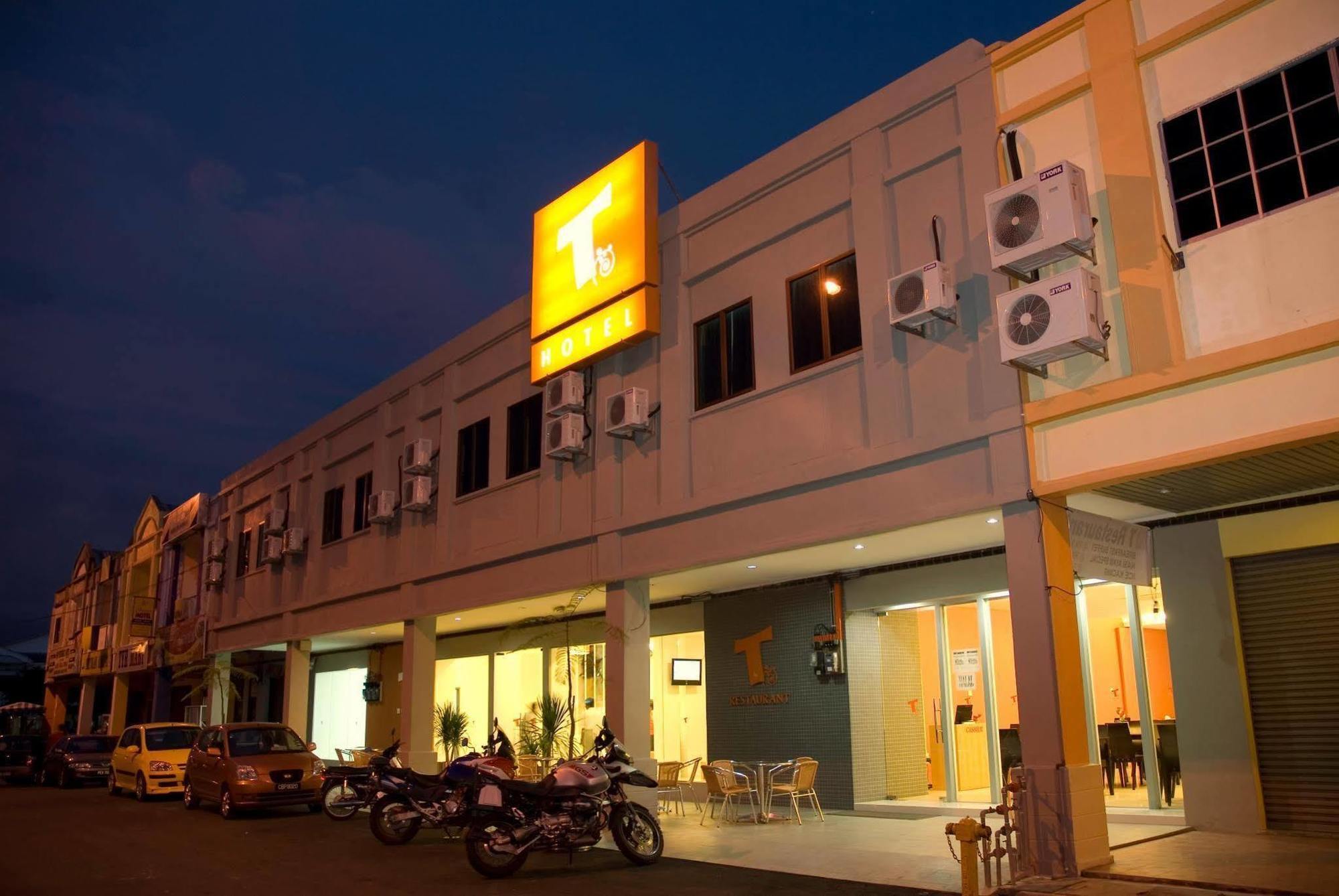 T Hotel Kuala Perlis Bagian luar foto