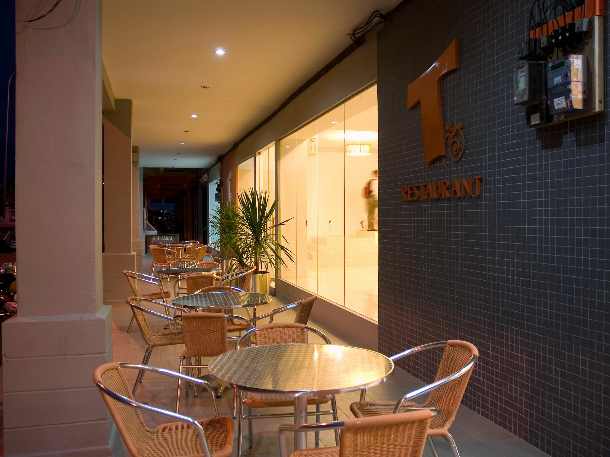 T Hotel Kuala Perlis Bagian luar foto